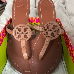 Tory Burch sandal size 9.5